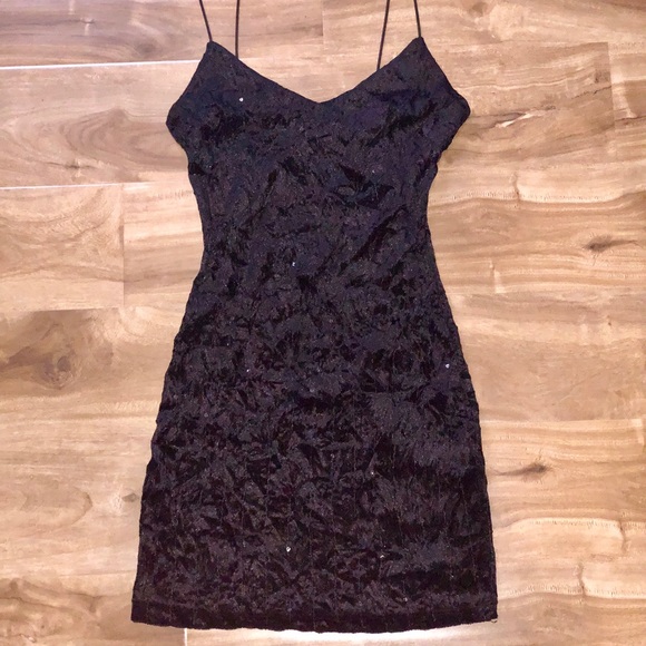 Fashion Nova Dresses & Skirts - Black Fitted Mini Dress